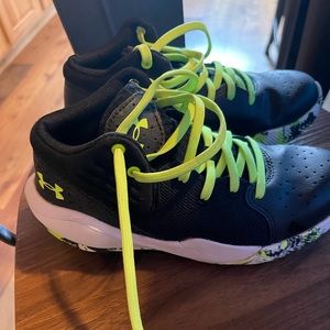 Boys under armour sneakers